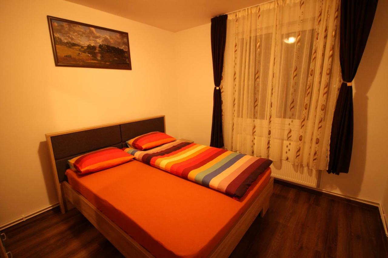 Orion Apartment Predeal Luaran gambar